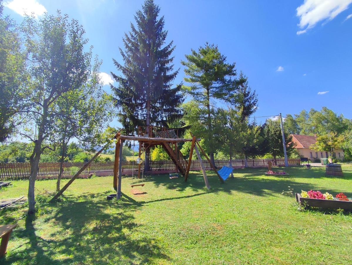 Apartments Eco Forest Resort Раковица Экстерьер фото