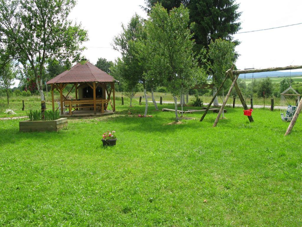Apartments Eco Forest Resort Раковица Экстерьер фото