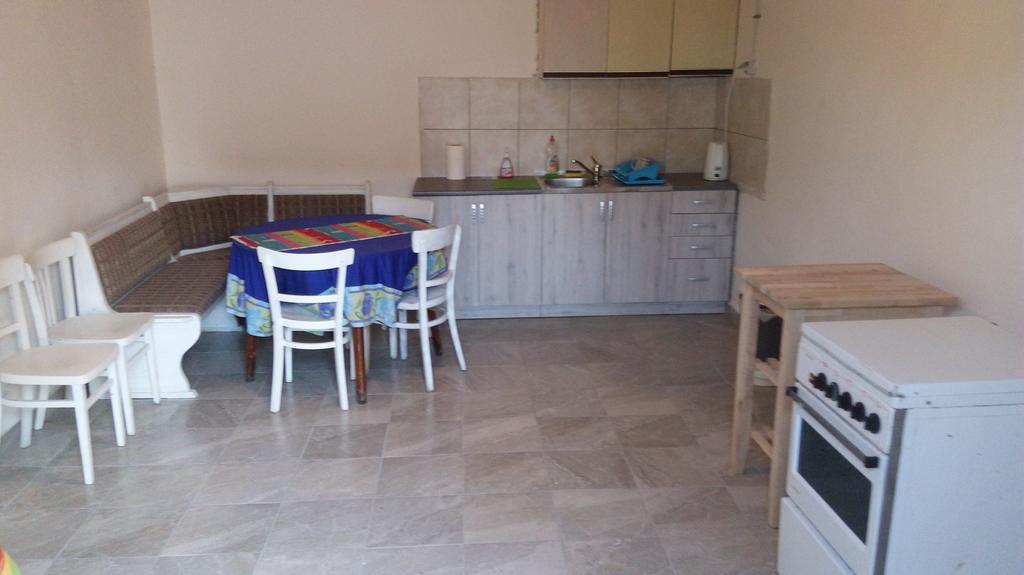 Apartments Eco Forest Resort Раковица Экстерьер фото